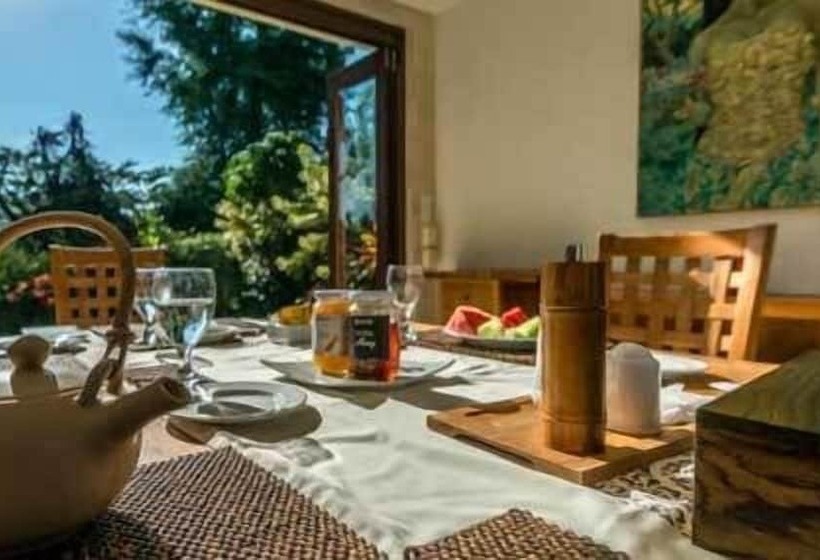 בית מלון כפרי Mantra Nature Retreat