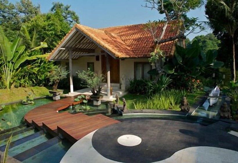 בית מלון כפרי Mantra Nature Retreat