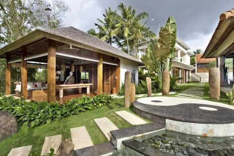 בית מלון כפרי Mantra Nature Retreat