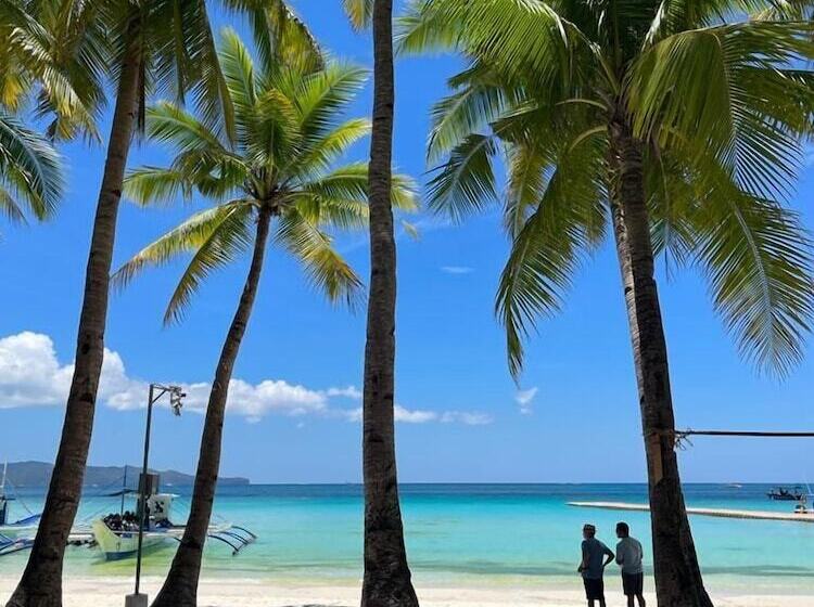 Отель Serene La Playa Boracay