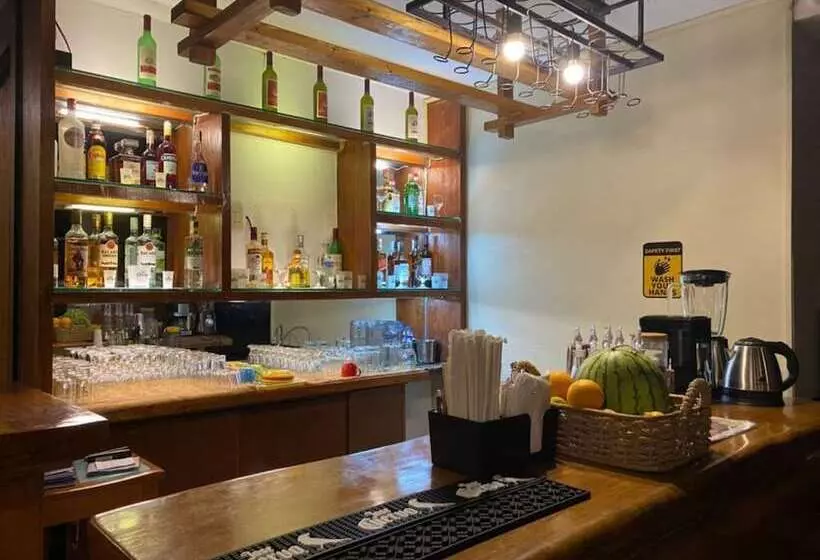 בית מלון כפרי Serene La Playa Boracay