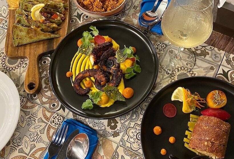 Отель Serene La Playa Boracay