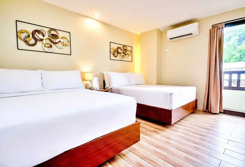 בית מלון כפרי Serene La Playa Boracay