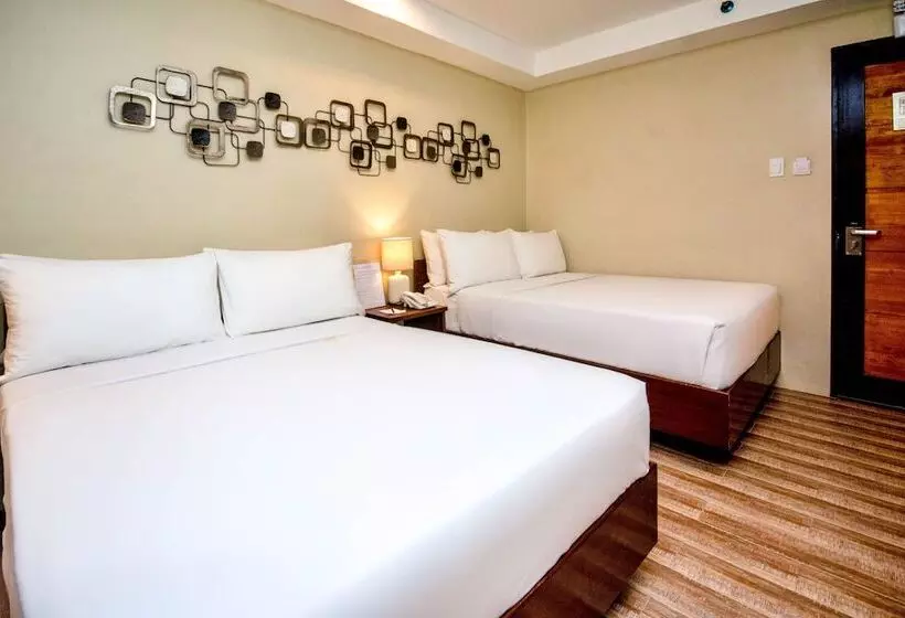 בית מלון כפרי Serene La Playa Boracay