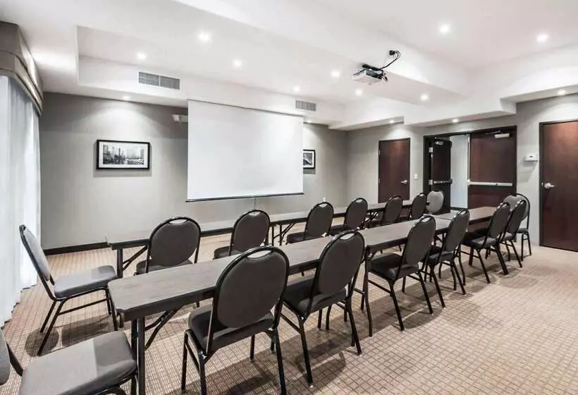 호텔 Sleep Inn & Suites Hennessey North