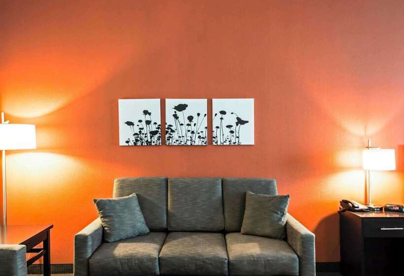 Отель Sleep Inn & Suites Hennessey North