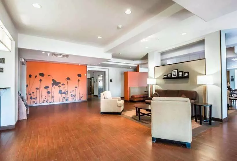 호텔 Sleep Inn & Suites Hennessey North
