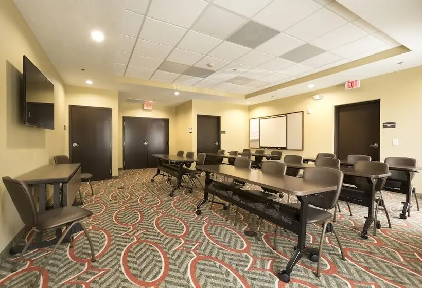 ホテル Staybridge Suites Orlando At Seaworld, An Ihg