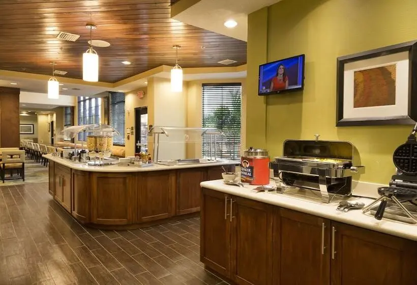 ホテル Staybridge Suites Orlando At Seaworld, An Ihg
