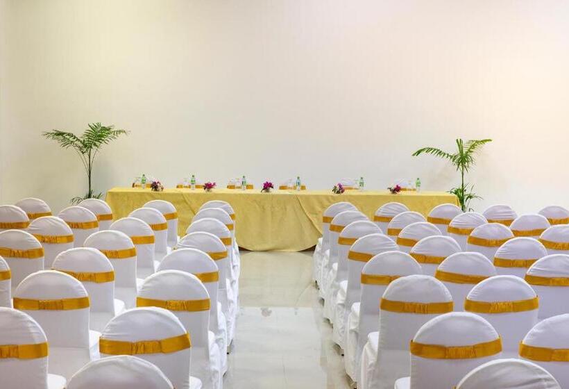 ホテル The Blue Wave