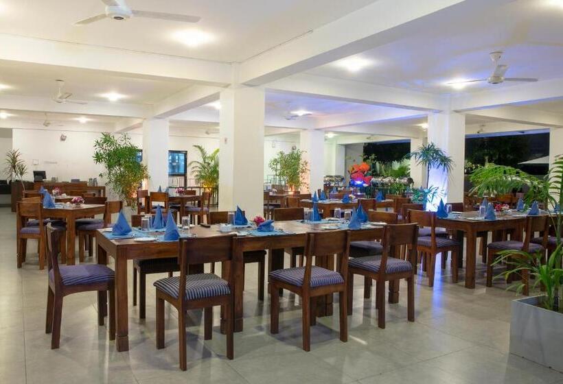 ホテル The Blue Wave