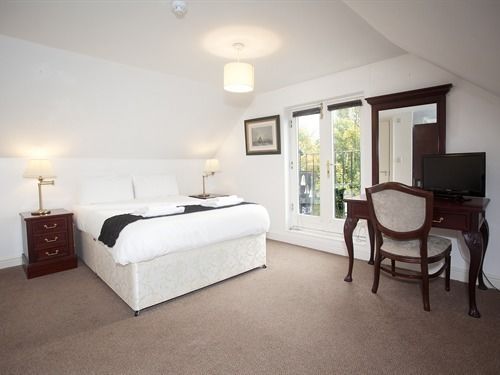 בית מלון כפרי The Five Bells