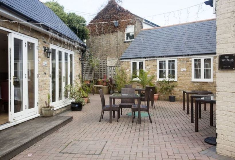 בית מלון כפרי The Five Bells