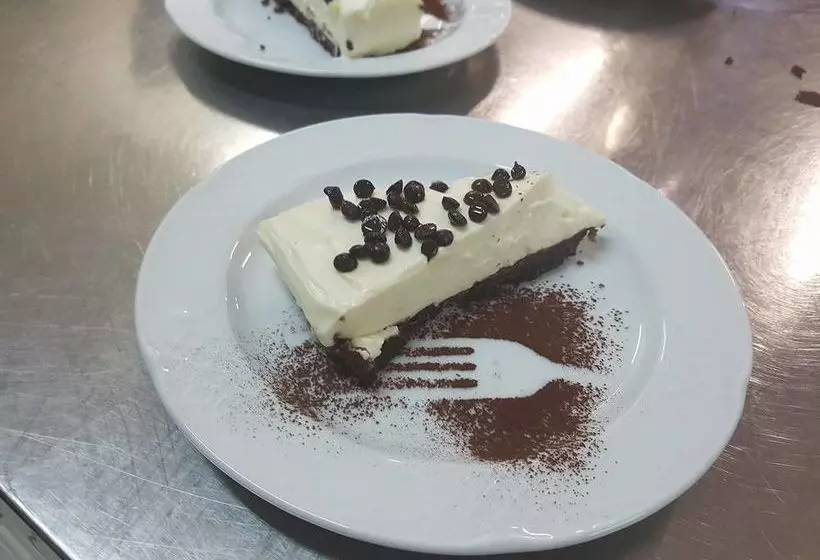 L Oasi Del Fauno Country House