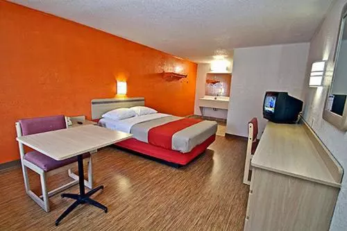 Motel 6 Kalamazoo