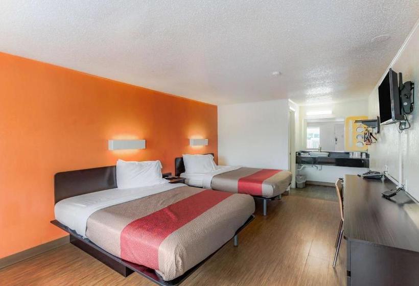 Motel 6 Kalamazoo