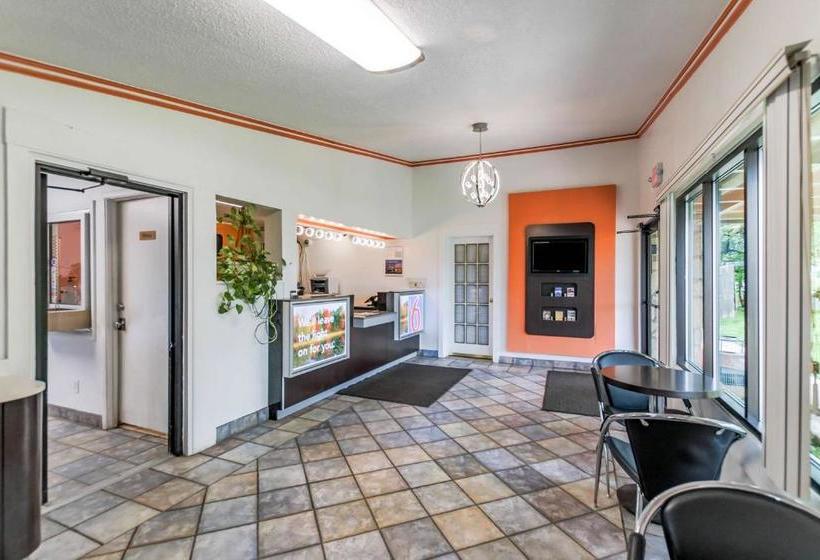 Motel 6 Kalamazoo