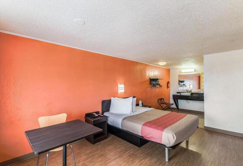 Motel 6 Kalamazoo