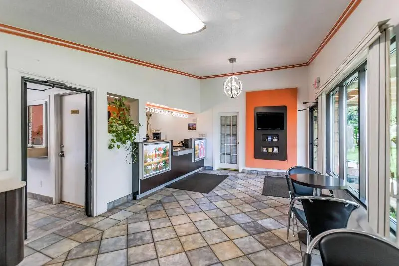 Motel 6 Kalamazoo