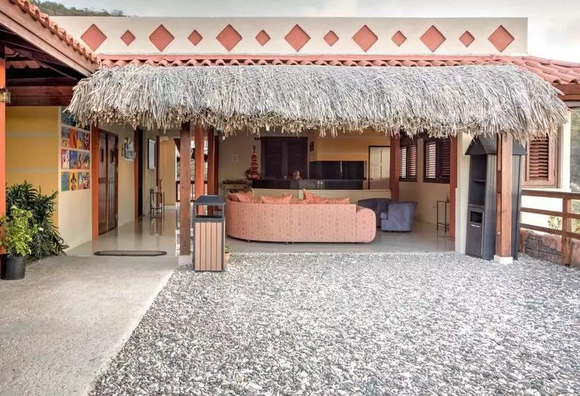 Punta West Bed & Breakfast