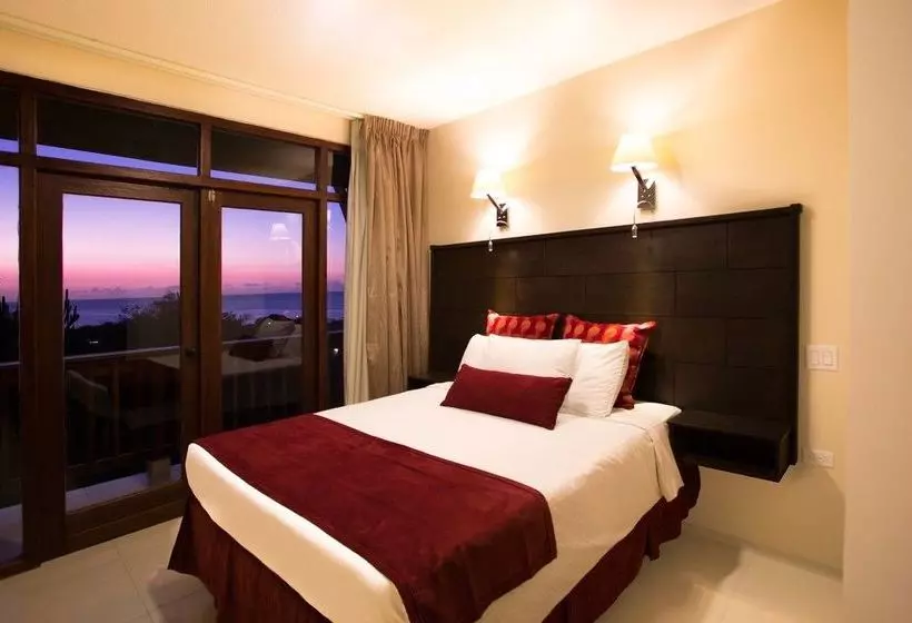 Punta West Bed & Breakfast