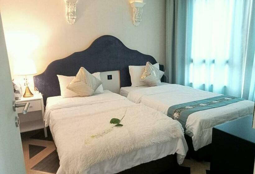 Espana Condo Hotel Resort Pattaya