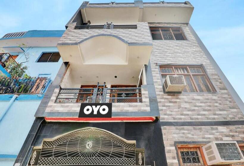 Отель Oyo Flagship 81103  Platinum