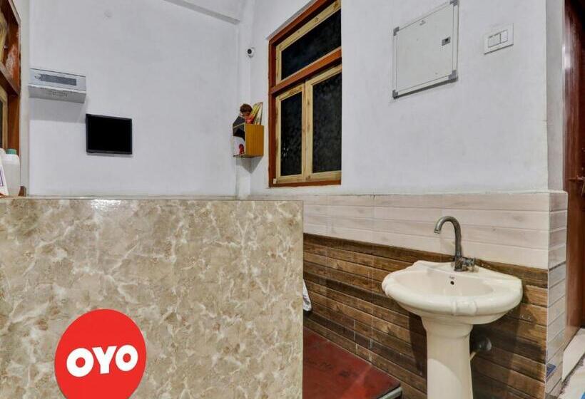 Отель Oyo Flagship 81103  Platinum