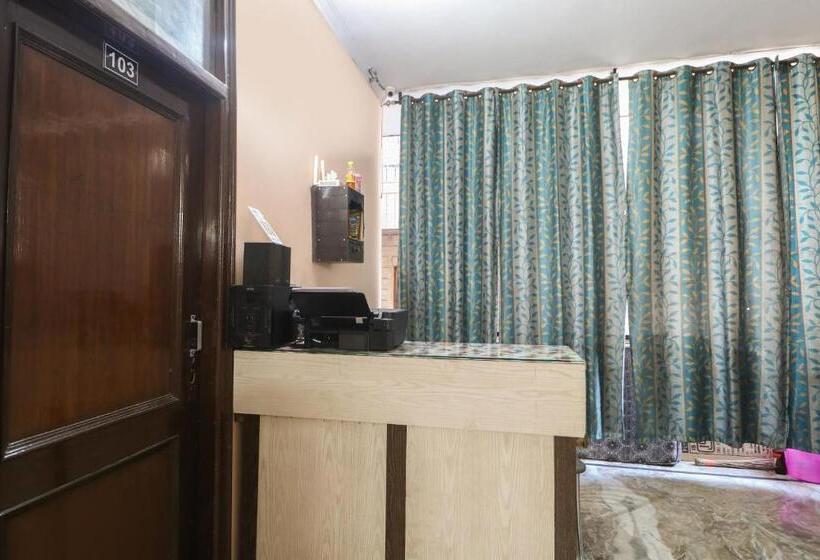 هتل Oyo Flagship 81132 Vansh Residency