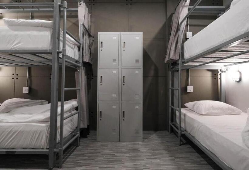 Man Cave Hostel Vientiane