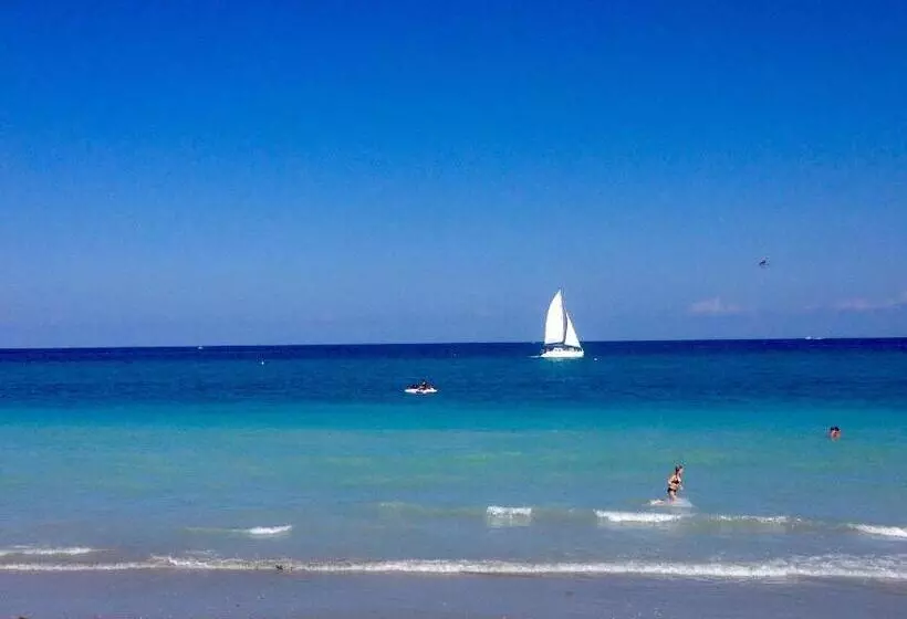 هتل Palm Beach