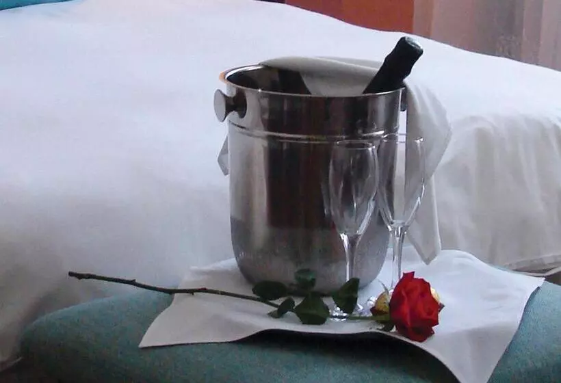 تختخواب و صبحانه Eberwein