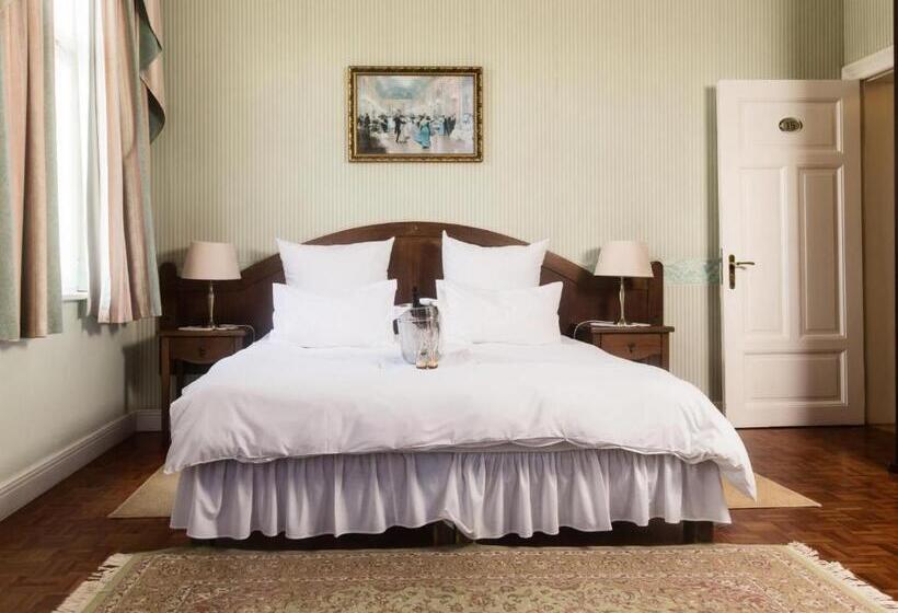 تختخواب و صبحانه Eberwein