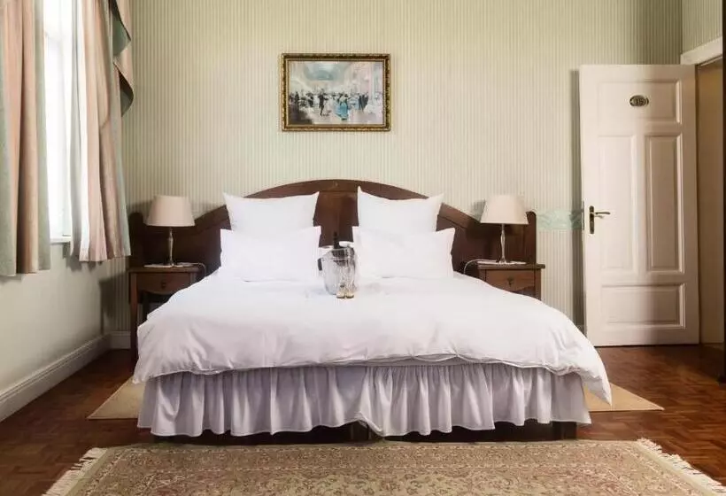 تختخواب و صبحانه Eberwein