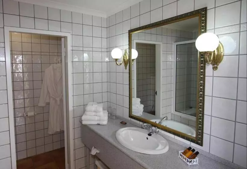 تختخواب و صبحانه Eberwein