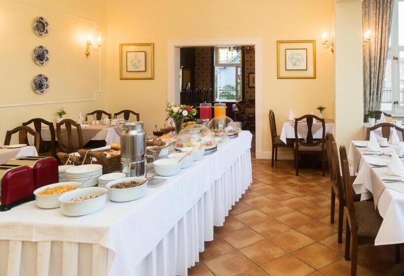 تختخواب و صبحانه Eberwein