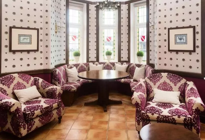 تختخواب و صبحانه Eberwein