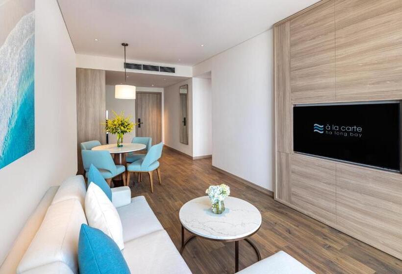 هتل A La Carte Ha Long Bay Residence