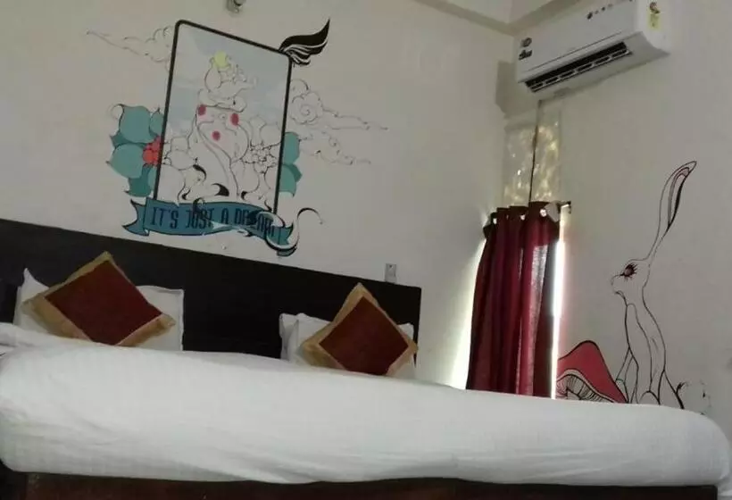 Hotelli Ganpati Palace Agra