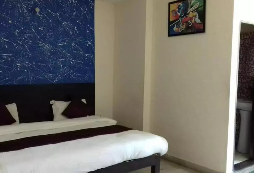 Hotelli Ganpati Palace Agra