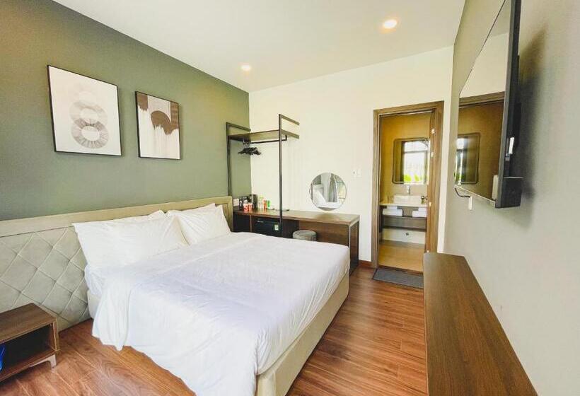 هتل Camellia Villa