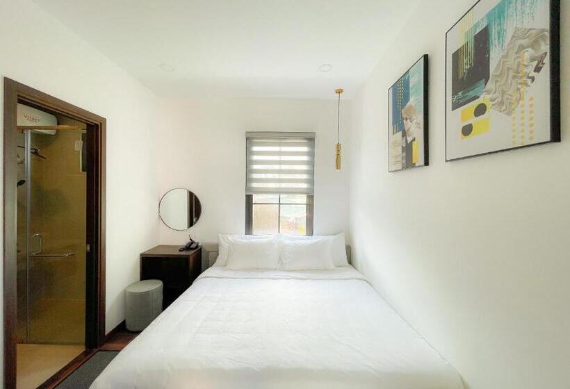 هتل Camellia Villa