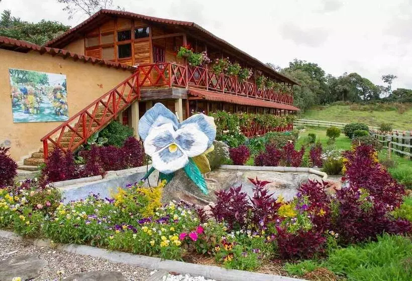 Hotelli Jardin De Los Silleteros Agro Parque
