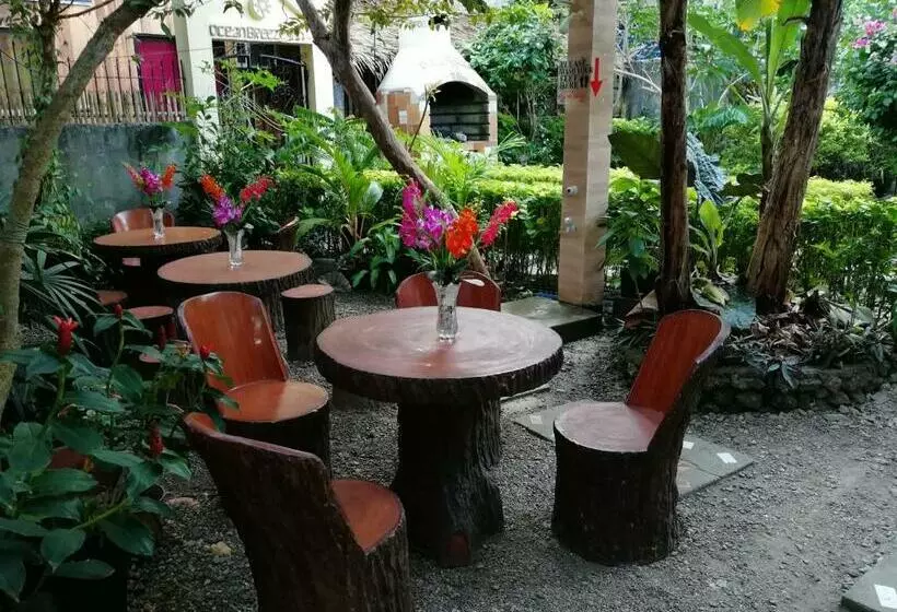 ユースホステル Ocean Breeze Inn