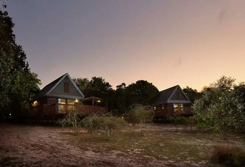 Hotelli First Group Sodwana Bay Lodge Self Catering