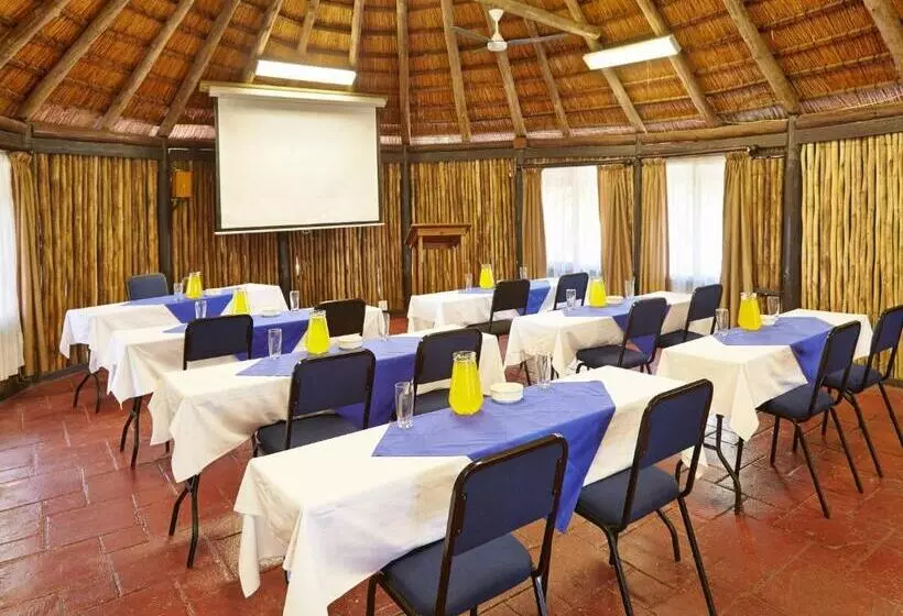 Hotelli First Group Sodwana Bay Lodge Self Catering