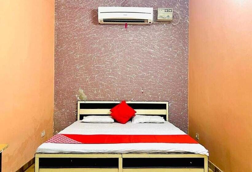 Oyo Deep 3 Star Motel