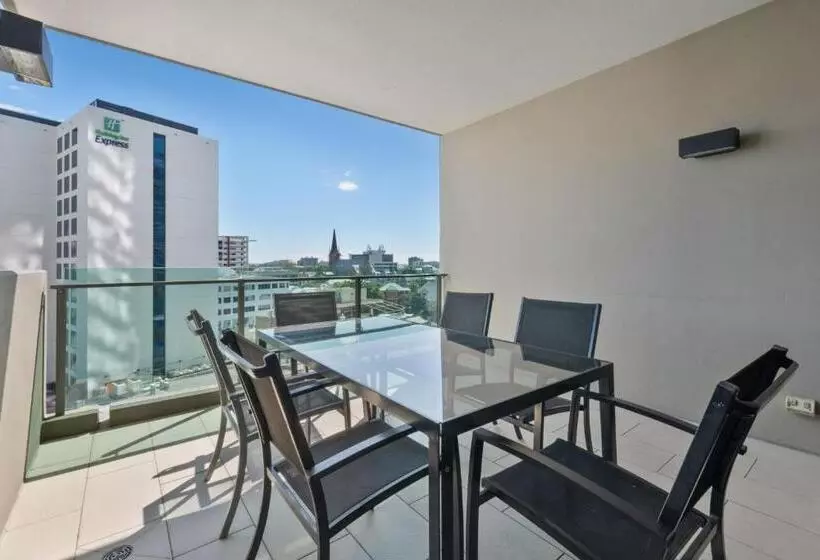 Quattro Apartments