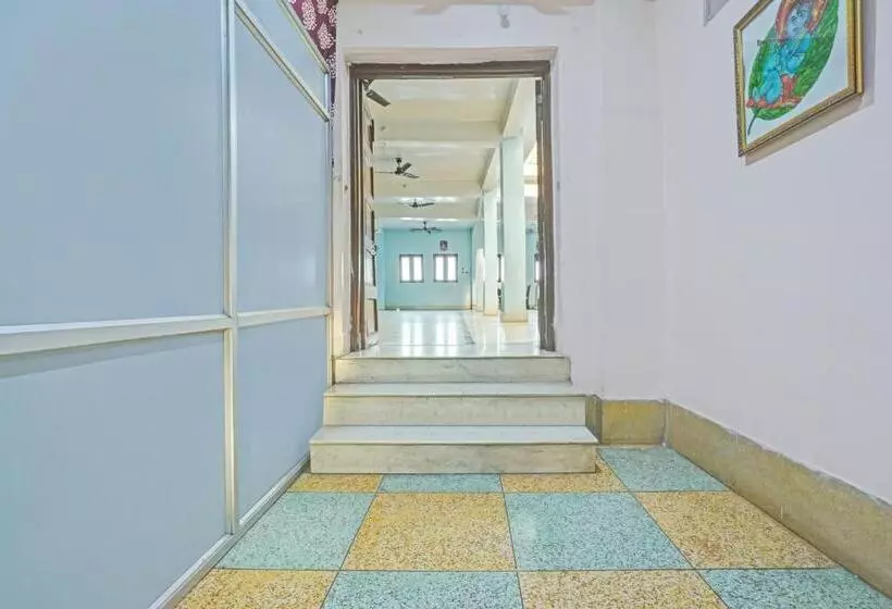Flagship Hotel Pragya 4