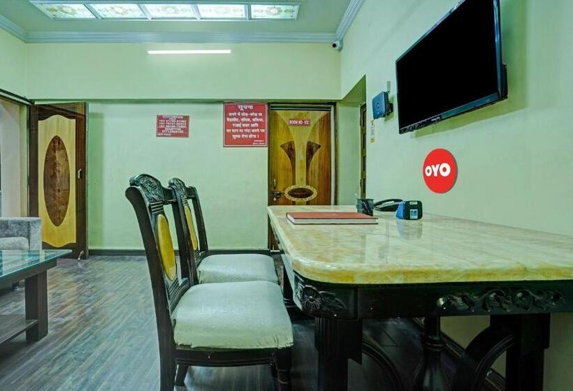 Flagship Hotel Pragya 4